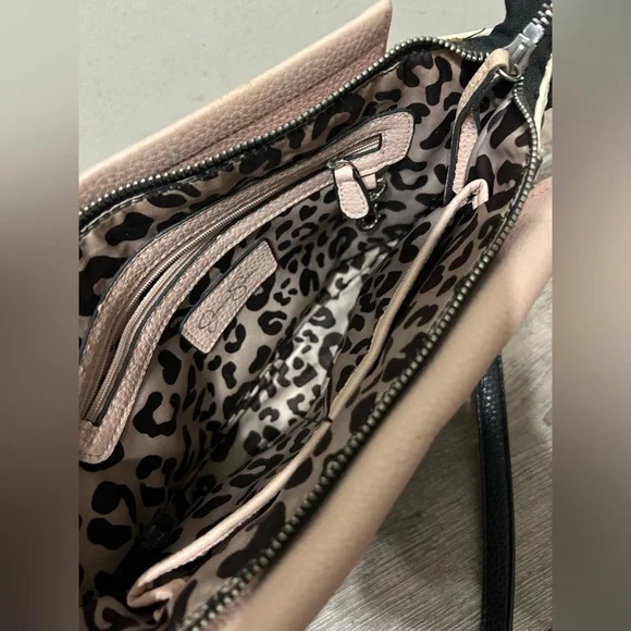 Jessica Simpson Pink, silver, Ivory & Black Crossbody Bag purse - Picture 2 of 8